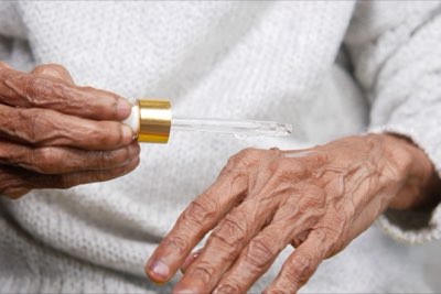 Rutina de Skincare: 4 Pasos Clave para una Piel Radiante Hoy